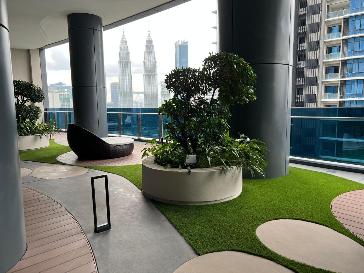 Eaton Suites Klcc Куала-Лумпур Экстерьер фото