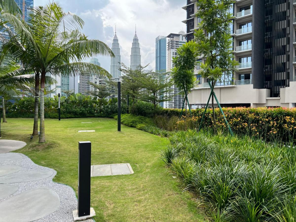 Eaton Suites Klcc Куала-Лумпур Экстерьер фото