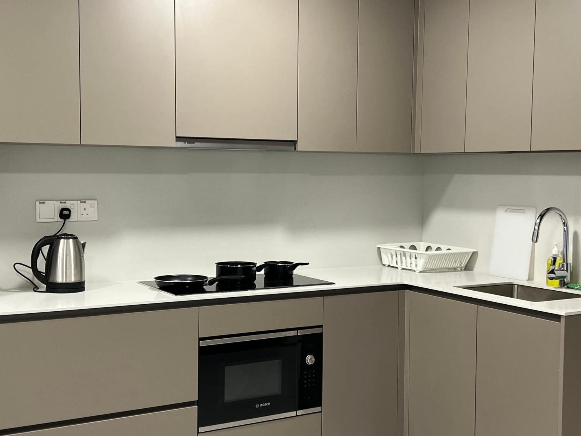 Eaton Suites Klcc Куала-Лумпур Экстерьер фото